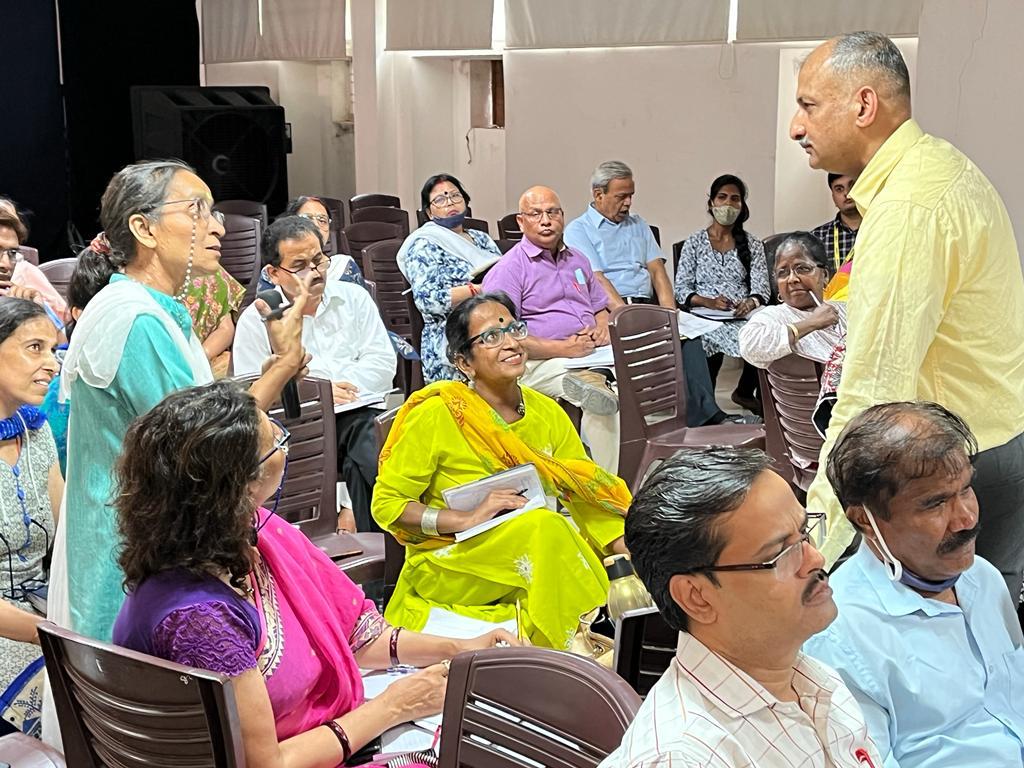 Teacher's Training Workshop on Effective Communication, photo 2